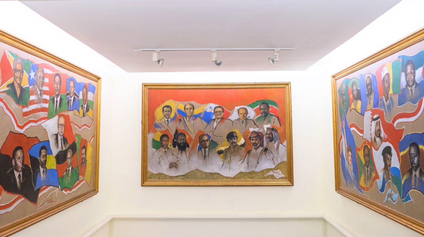 BASUKI ABDULLAH（バスキ アブドウラ）、平和な凪 BASUKI ABDULLAH（バスキ アブドウラ）、平和な凪 Behind the